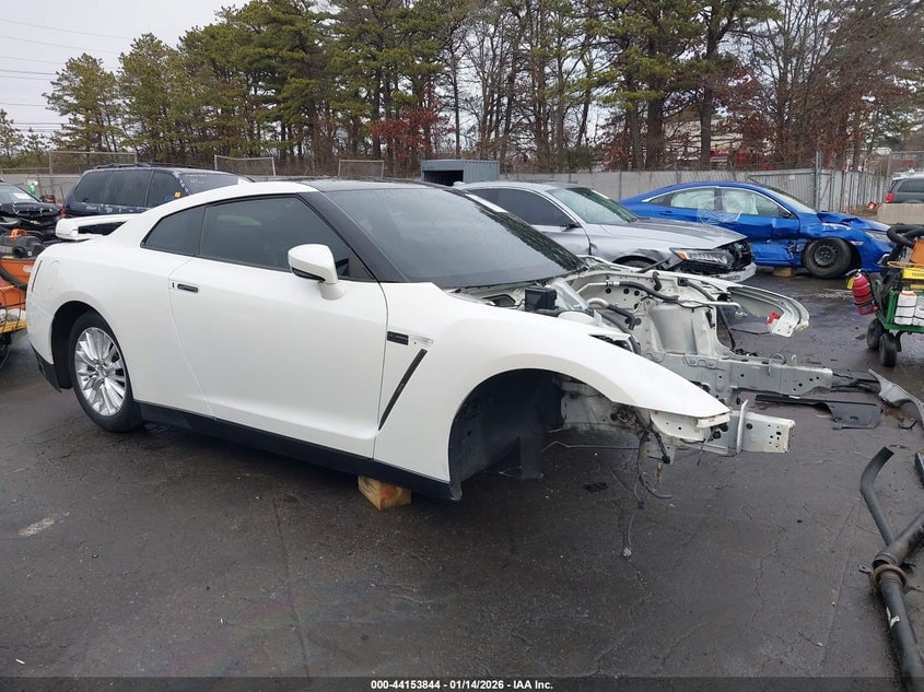 2013 NISSAN GT-R PREMIUM | JN1AR5EF0DM261263 | UPCARS