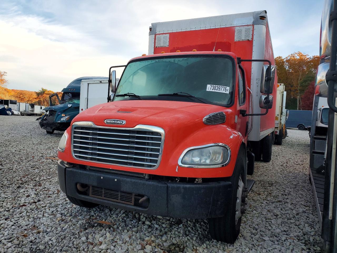 2017 FREIGHTLINER ALL OTHER BUSINESS CLASS  BOX TRUCK | 1FVACWDT4HHJF4940 | UPCARS