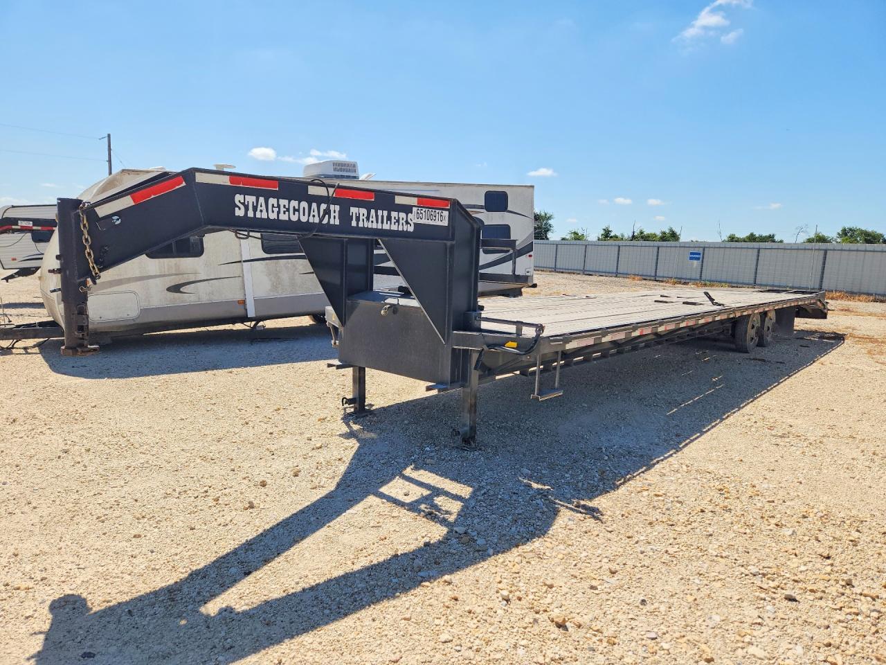 2022 DAVIDSON GOOSENECK EQUIPMENT TRAILER | 7M3GU4027NNDT5690 | UPCARS