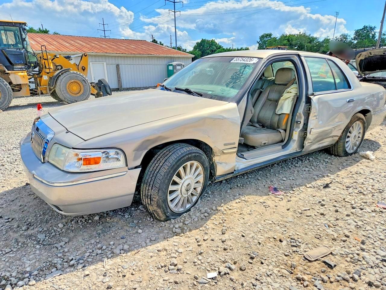 2010 MERCURY GRMARQUIS LS | 2MEBM7FV2AX634632 | UPCARS
