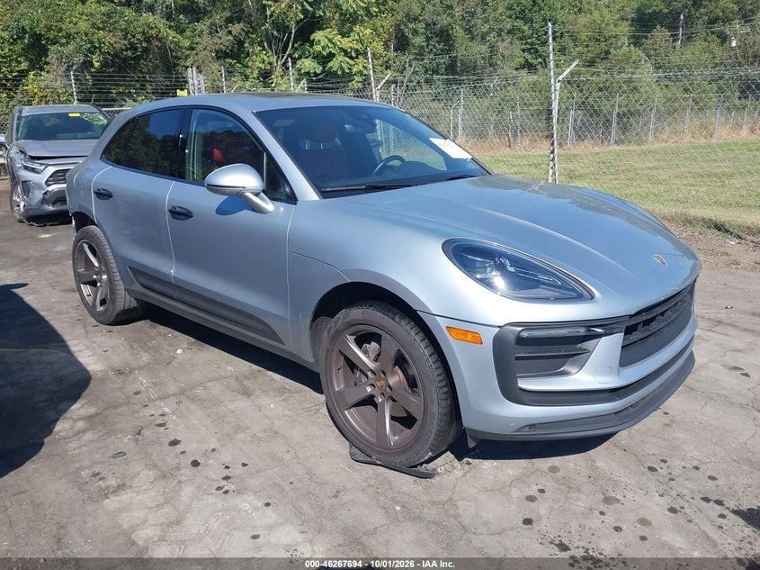 2022 PORSCHE MACAN | WP1AA2A57NLB11608 | UPCARS