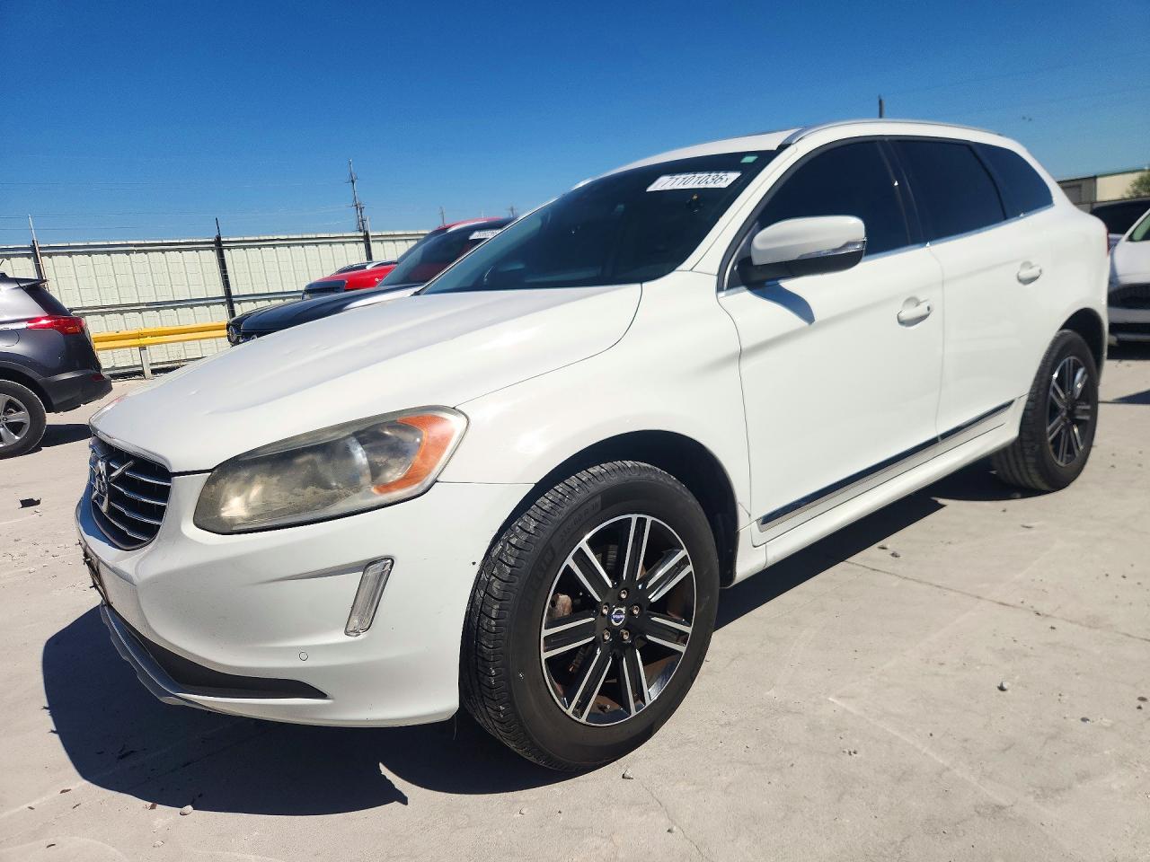 2016 VOLVO XC60 T6 PREMIER | YV449MDK9G2808417 | UPCARS