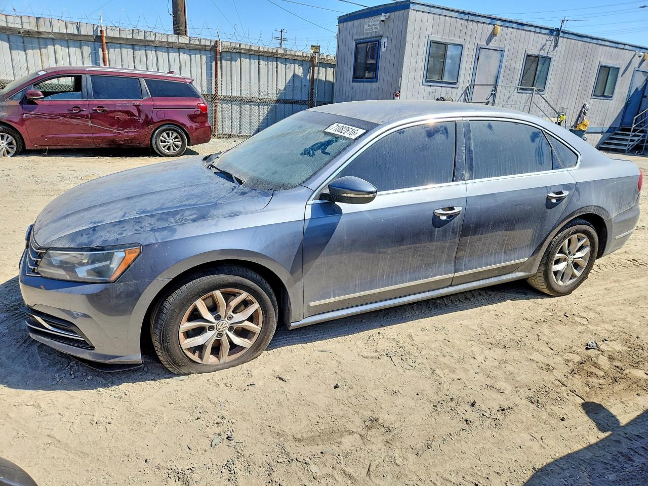 2016 VOLKSWAGEN PASSAT S | 1VWAS7A36GC046714 | UPCARS