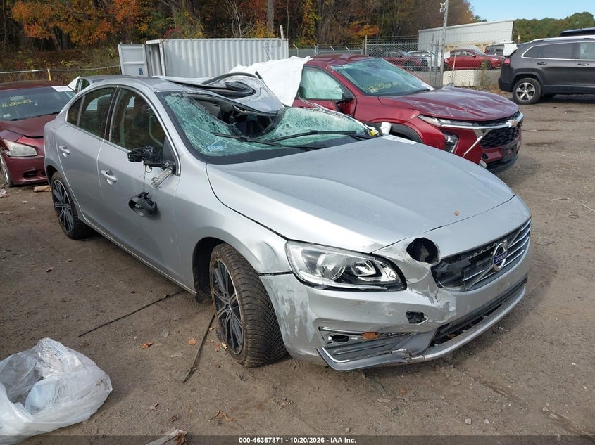 2014 VOLVO S60 T5 PLATINUM | YV1612FH4E2286442 | UPCARS