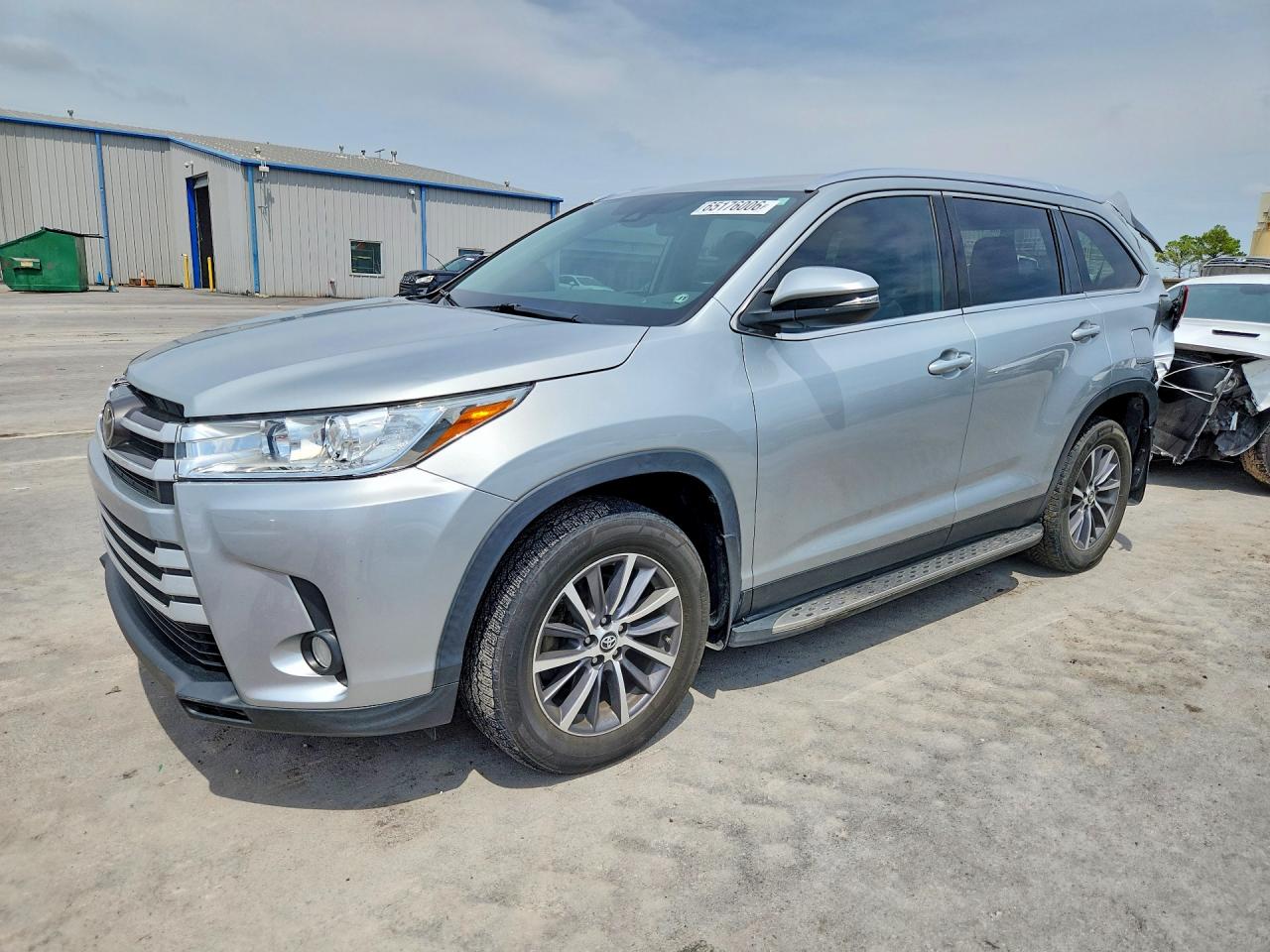 2019 TOYOTA HIGHLANDER SE | 5TDKZRFH2KS565138 | UPCARS