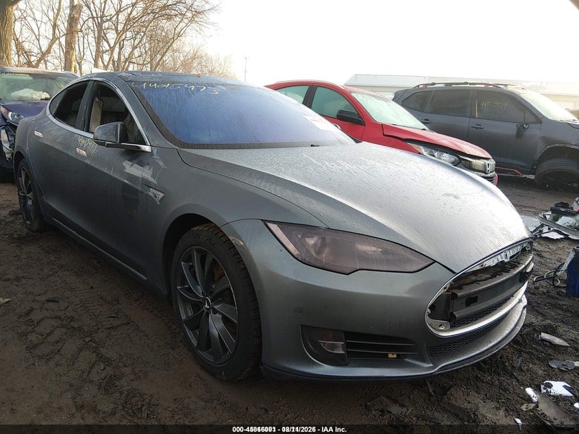 2013 TESLA MODEL S | 5YJSA1CG5DFP13844 | UPCARS