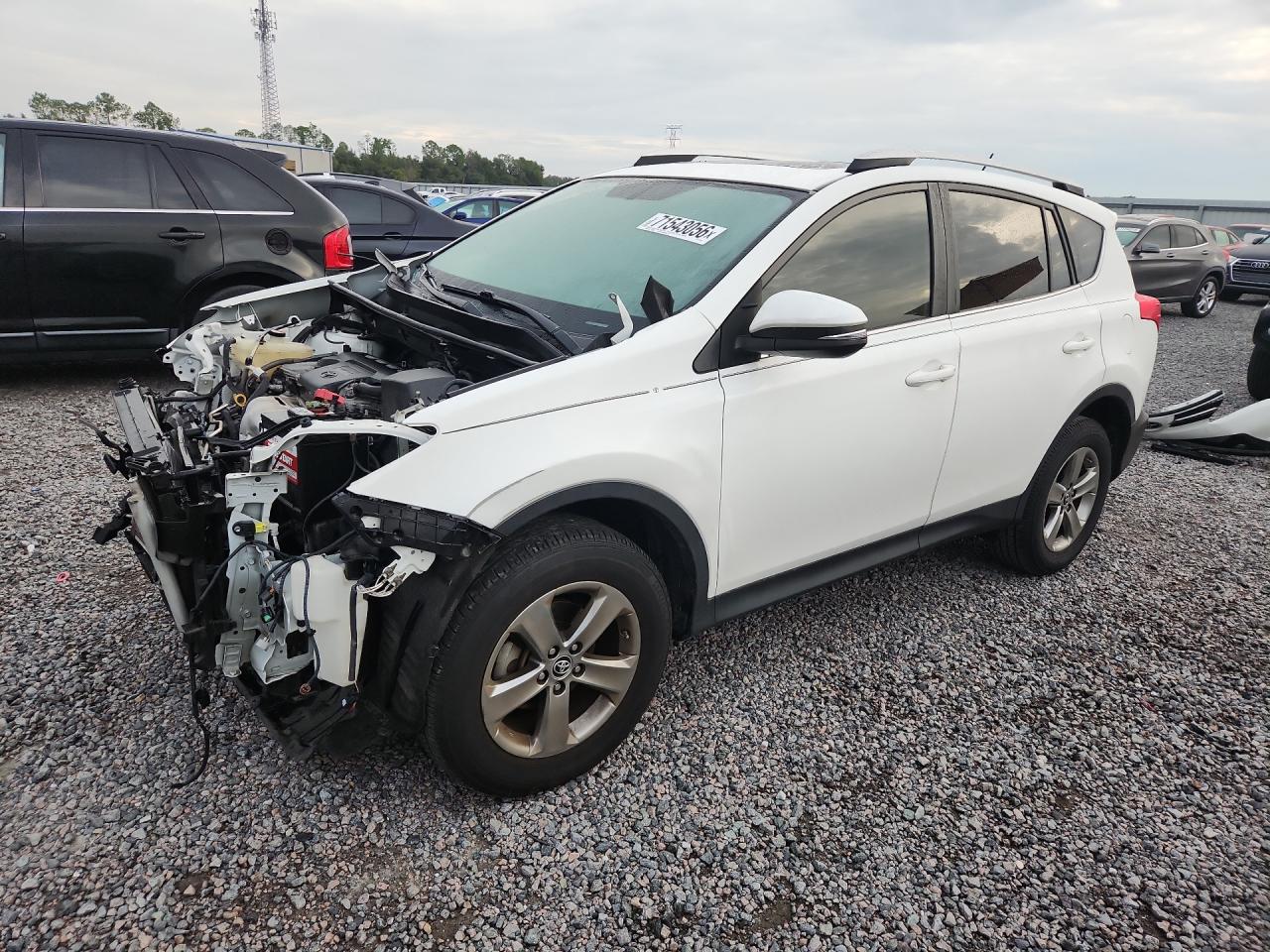 2015 TOYOTA RAV4 XLE | JTMRFREV3FJ037433 | UPCARS