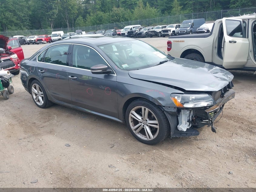2014 VOLKSWAGEN PASSAT 1.8T SE | 1VWBT7A37EC071930 | UPCARS