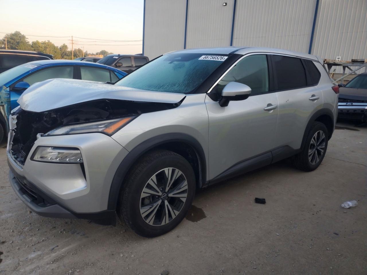 2022 NISSAN ROGUE SV | 5N1BT3BB4NC679899 | UPCARS