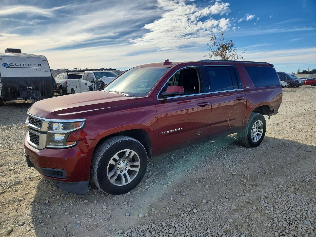2017 CHEVROLET SUBURBAN K1500 LT | 1GNSKHKC4HR144089 | UPCARS