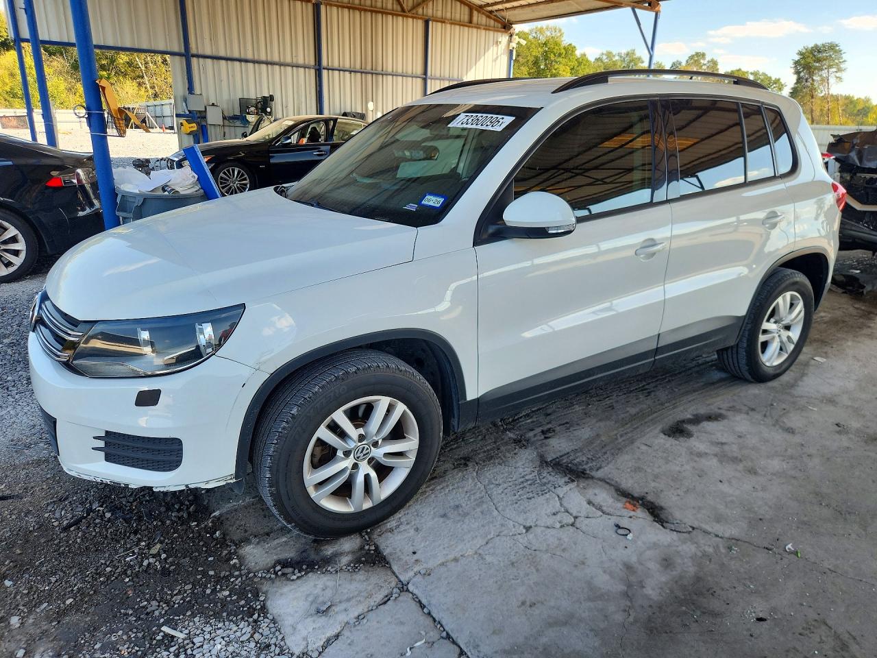 2016 VOLKSWAGEN TIGUAN S | WVGBV7AX7GW019193 | UPCARS