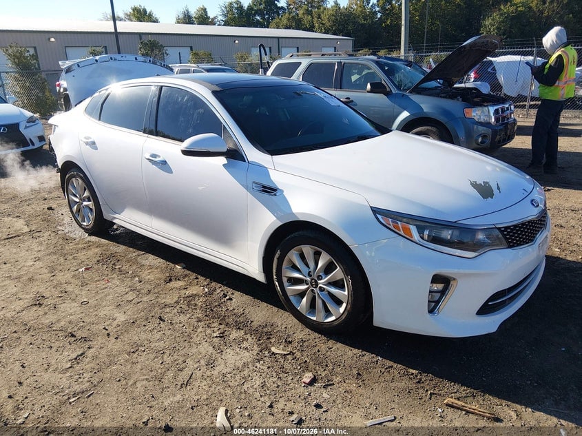 2018 KIA OPTIMA S | 5XXGT4L39JG244426 | UPCARS