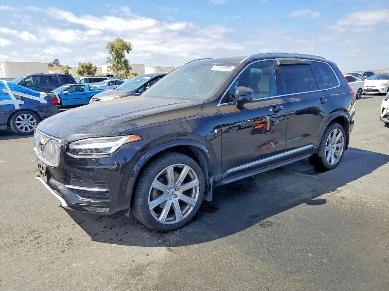 2017 VOLVO XC90 T6 | YV4A22PL4H1140405 | UPCARS