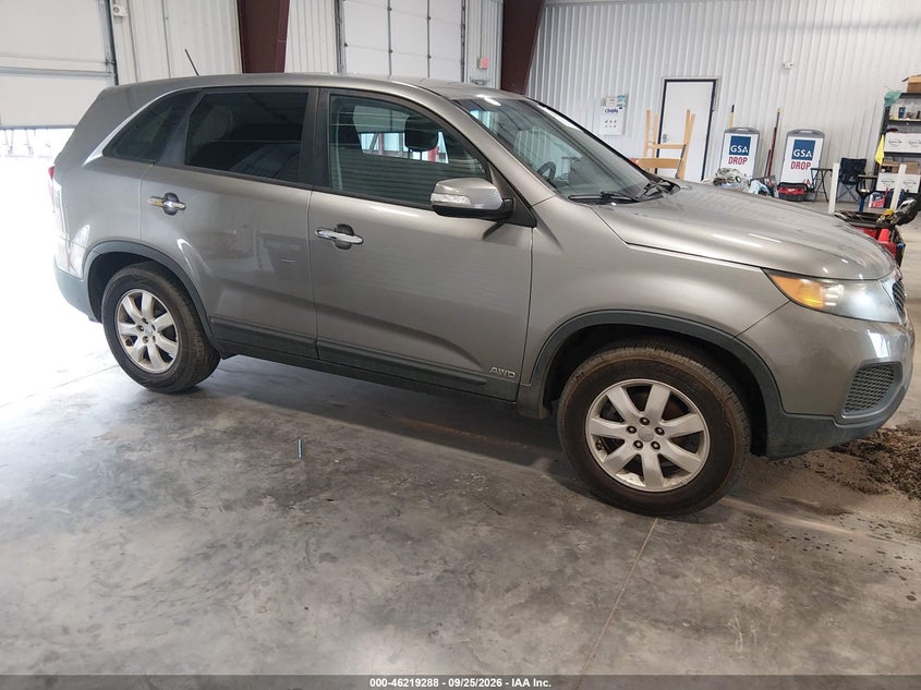 2012 KIA SORENTO LX | 5XYKTCA68CG206802 | UPCARS