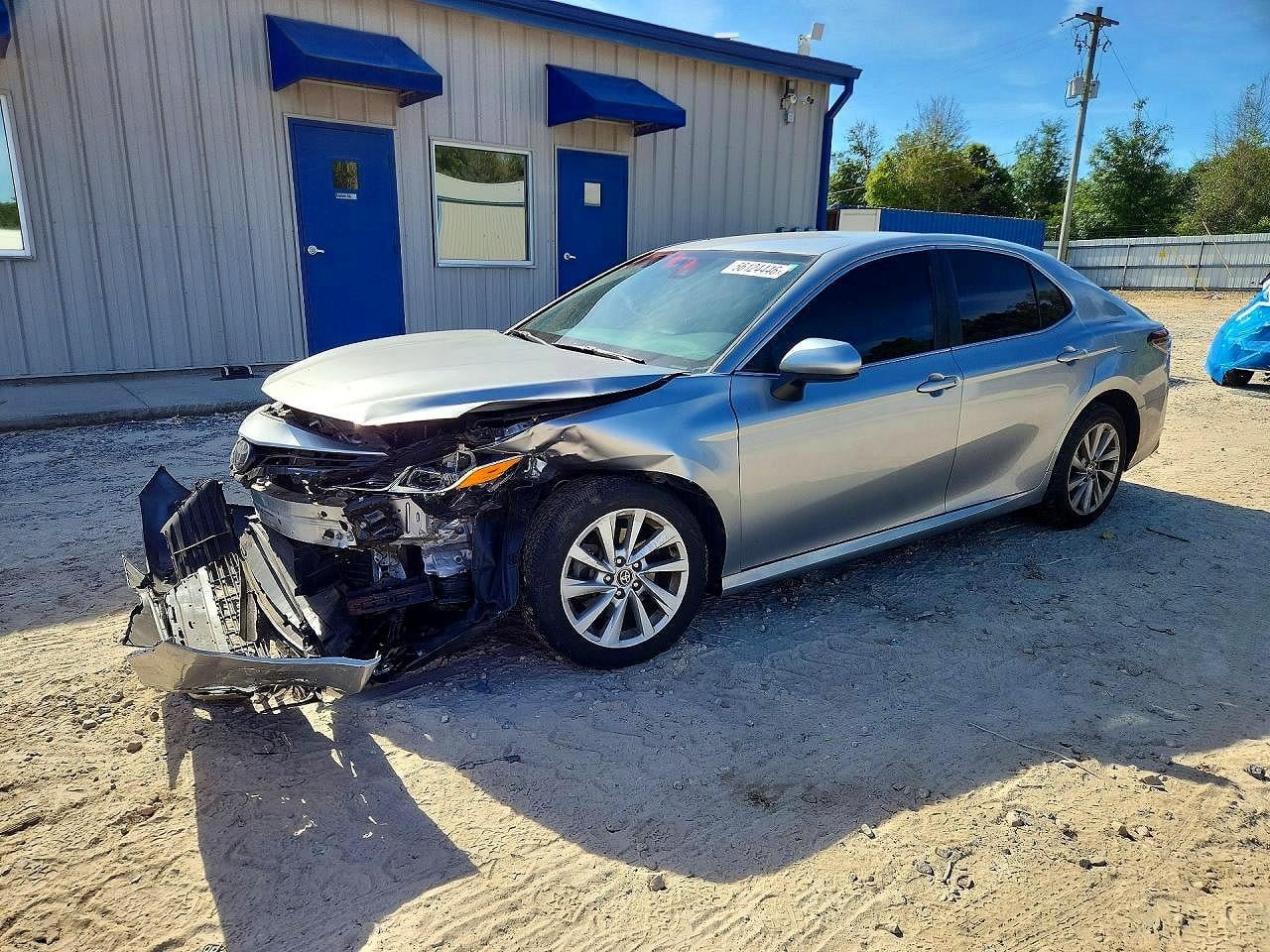 2022 TOYOTA CAMRY LE | 4T1C11AK7NU626169 | UPCARS
