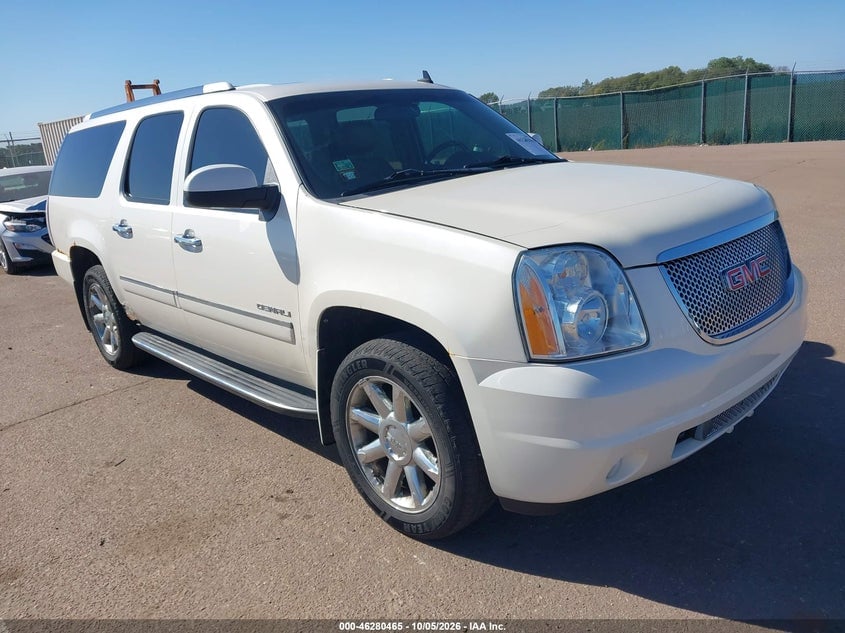 2011 GMC YUKON XL 1500 DENALI | 1GKS2MEF9BR184347 | UPCARS