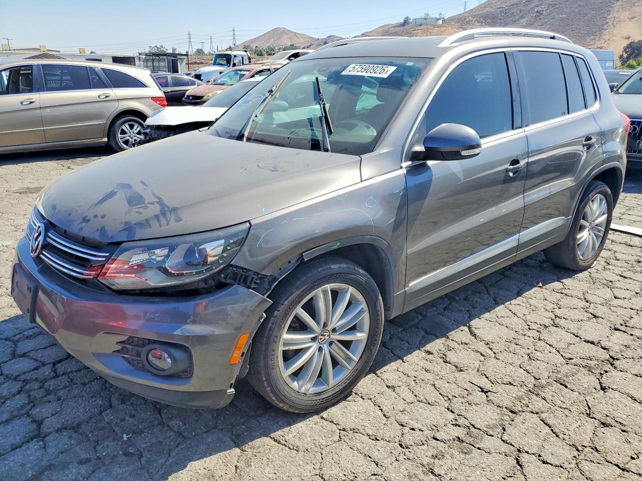 2016 VOLKSWAGEN TIGUAN S | WVGAV7AX5GW575207 | UPCARS