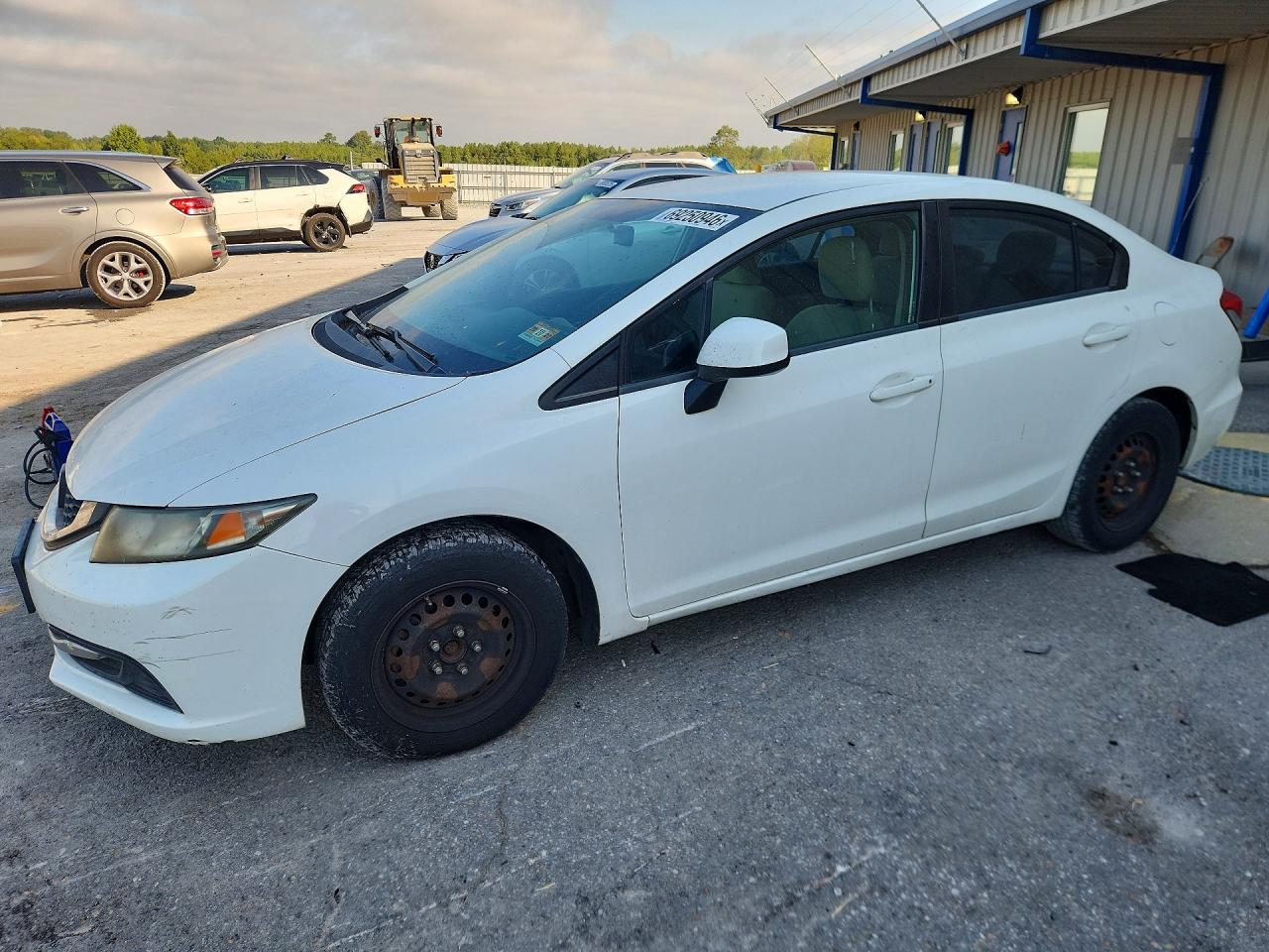 2013 HONDA CIVIC LX | 2HGFB2F58DH545076 | UPCARS
