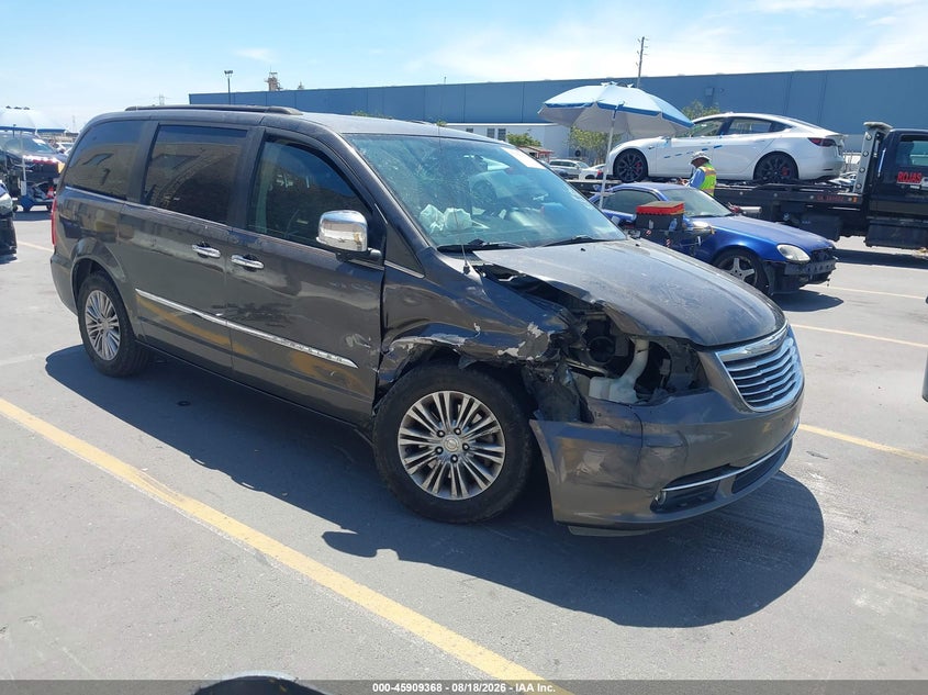 2016 CHRYSLER TOWN & COUNTRY TOURING-L ANNIVERSARY EDITION | 2C4RC1CG8GR128483 | UPCARS