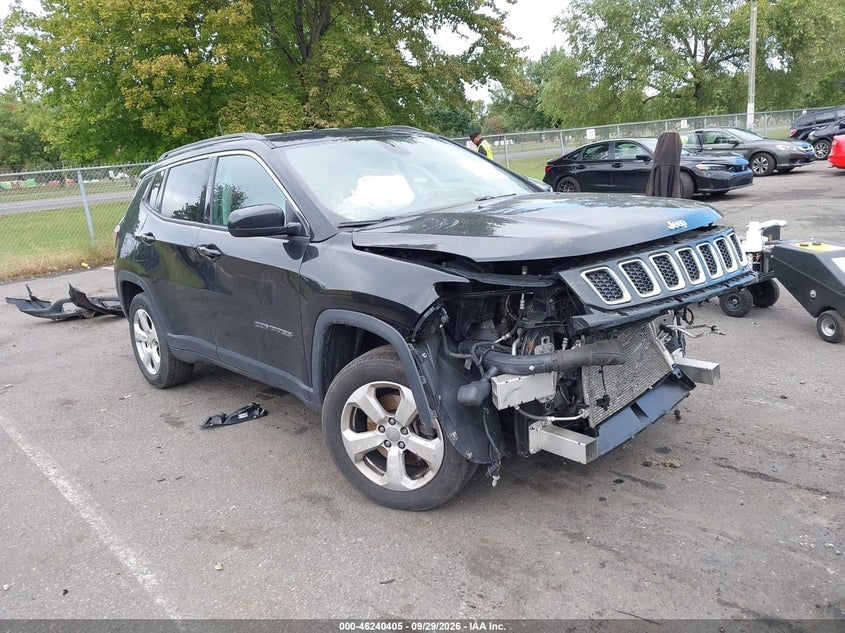 2019 JEEP COMPASS LATITUDE 4X4 | 3C4NJDBBXKT835943 | UPCARS