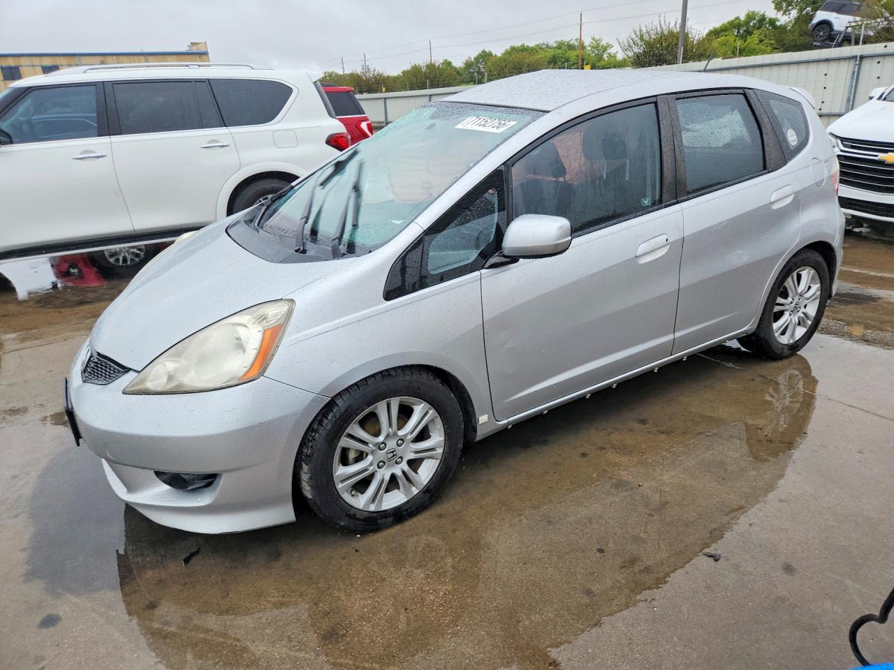 2011 HONDA FIT SPORT | JHMGE8G56BC018437 | UPCARS
