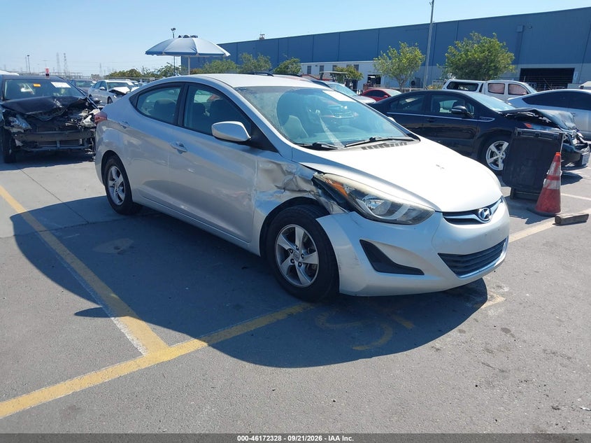 2015 HYUNDAI ELANTRA SE | 5NPDH4AE6FH646408 | UPCARS