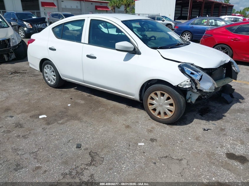 2019 NISSAN VERSA 1.6 S | 3N1CN7AP1KL825279 | UPCARS