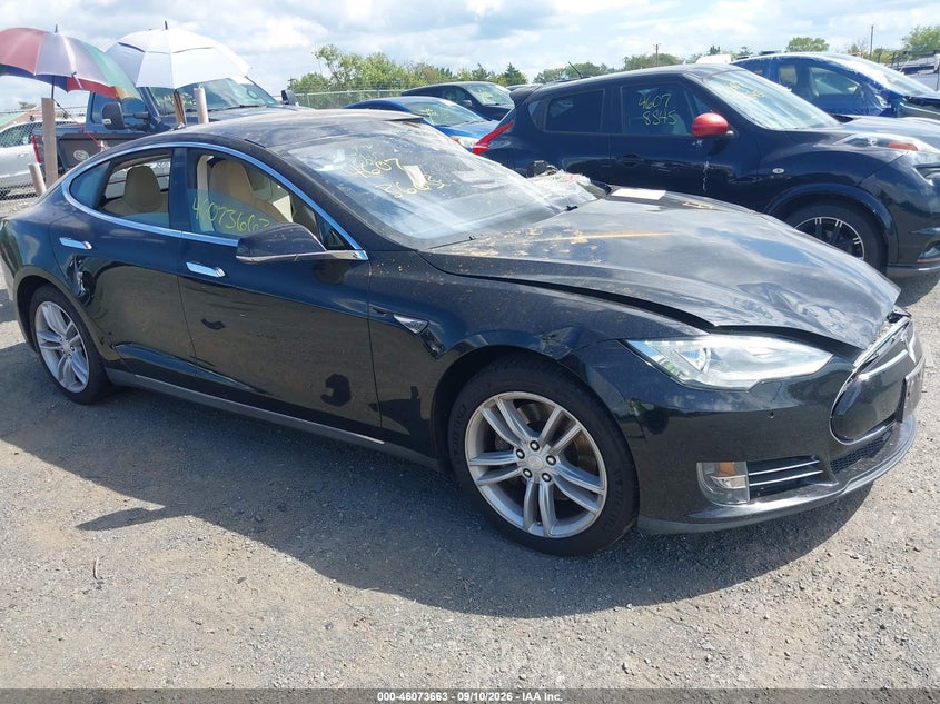 2015 TESLA MODEL S 60/70/85 | 5YJSA1E11FF118436 | UPCARS