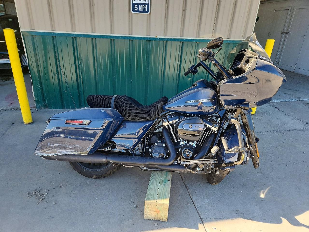 2019 HARLEY-DAVIDSON FL | 1HD1KTP14KB613534 | UPCARS