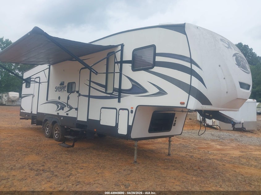 2018 FOREST RIVER SABRE | 4X4FSRG21J3012507 | UPCARS