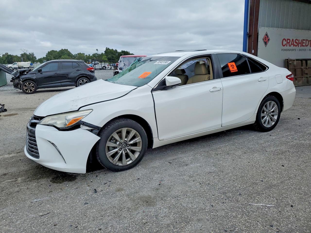 2016 TOYOTA CAMRY XLE | 4T1BF1FK9GU535039 | UPCARS