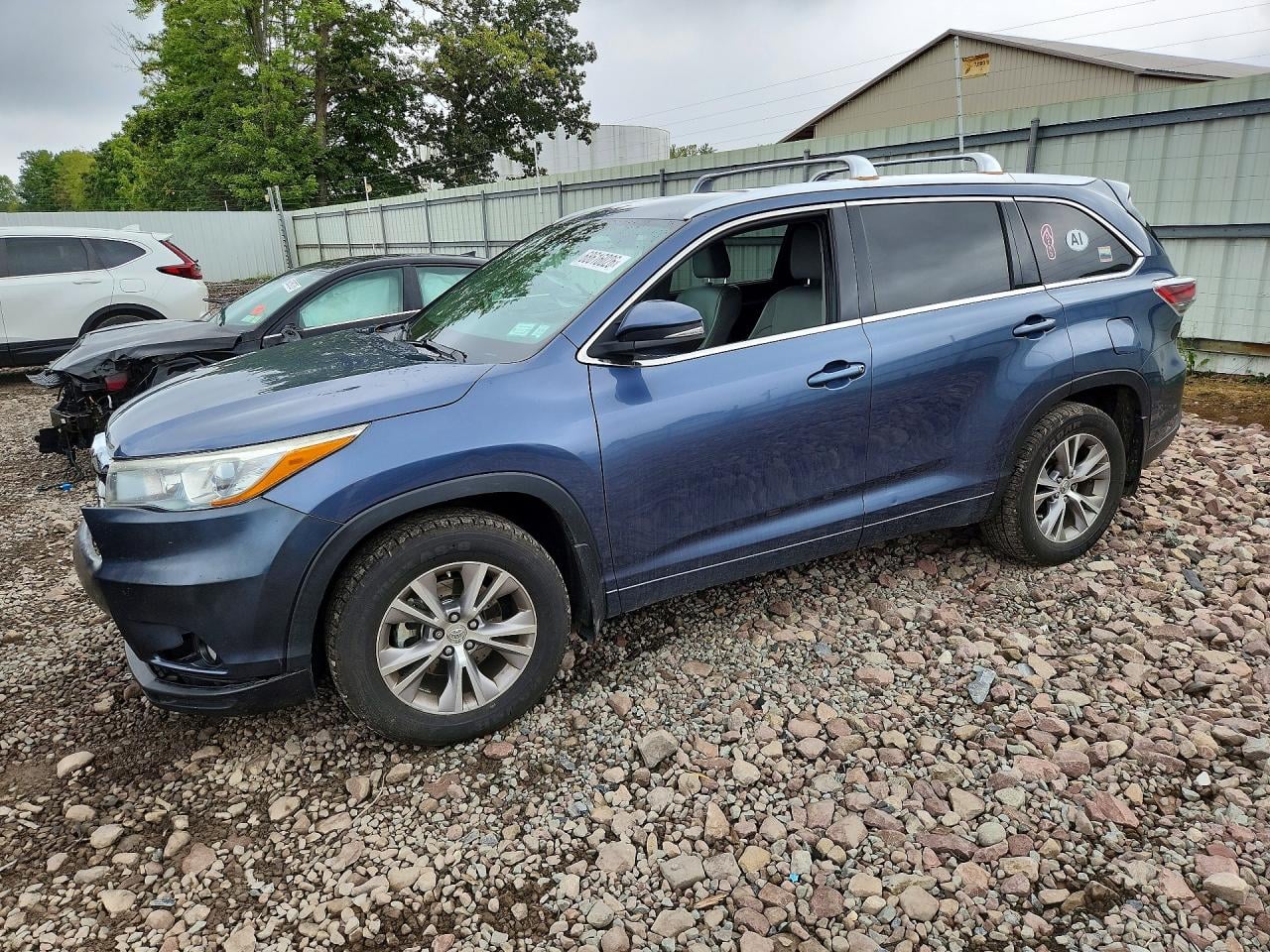 2015 TOYOTA HIGHLANDER XLE | 5TDJKRFH7FS118326 | UPCARS