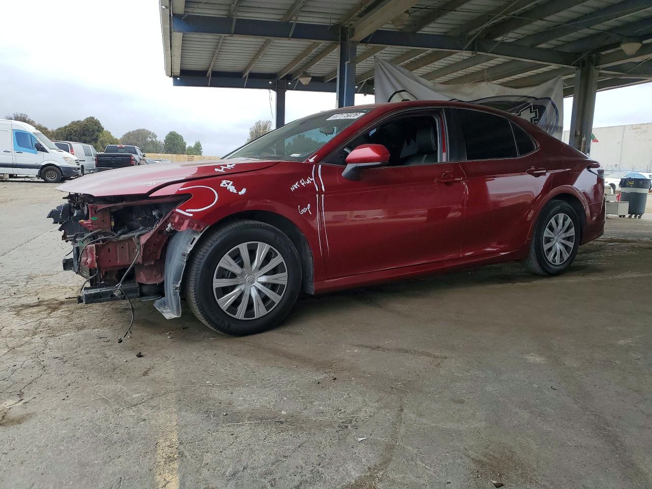 2022 TOYOTA CAMRY LE | 4T1C31AK3NU570421 | UPCARS
