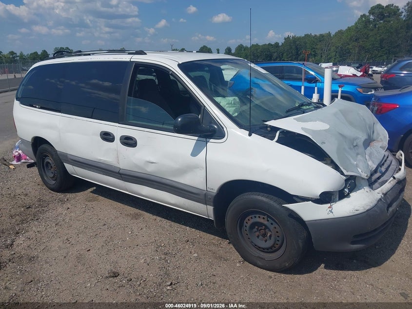 1996 PLYMOUTH GRAND VOYAGER SE | 1P4GP44R4TB383827 | UPCARS