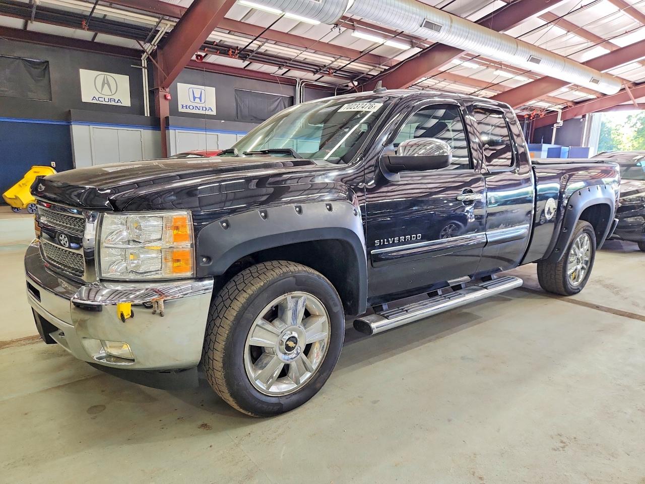 2013 CHEVROLET SILVERADO K1500 LT | 1GCRKSE71DZ383595 | UPCARS