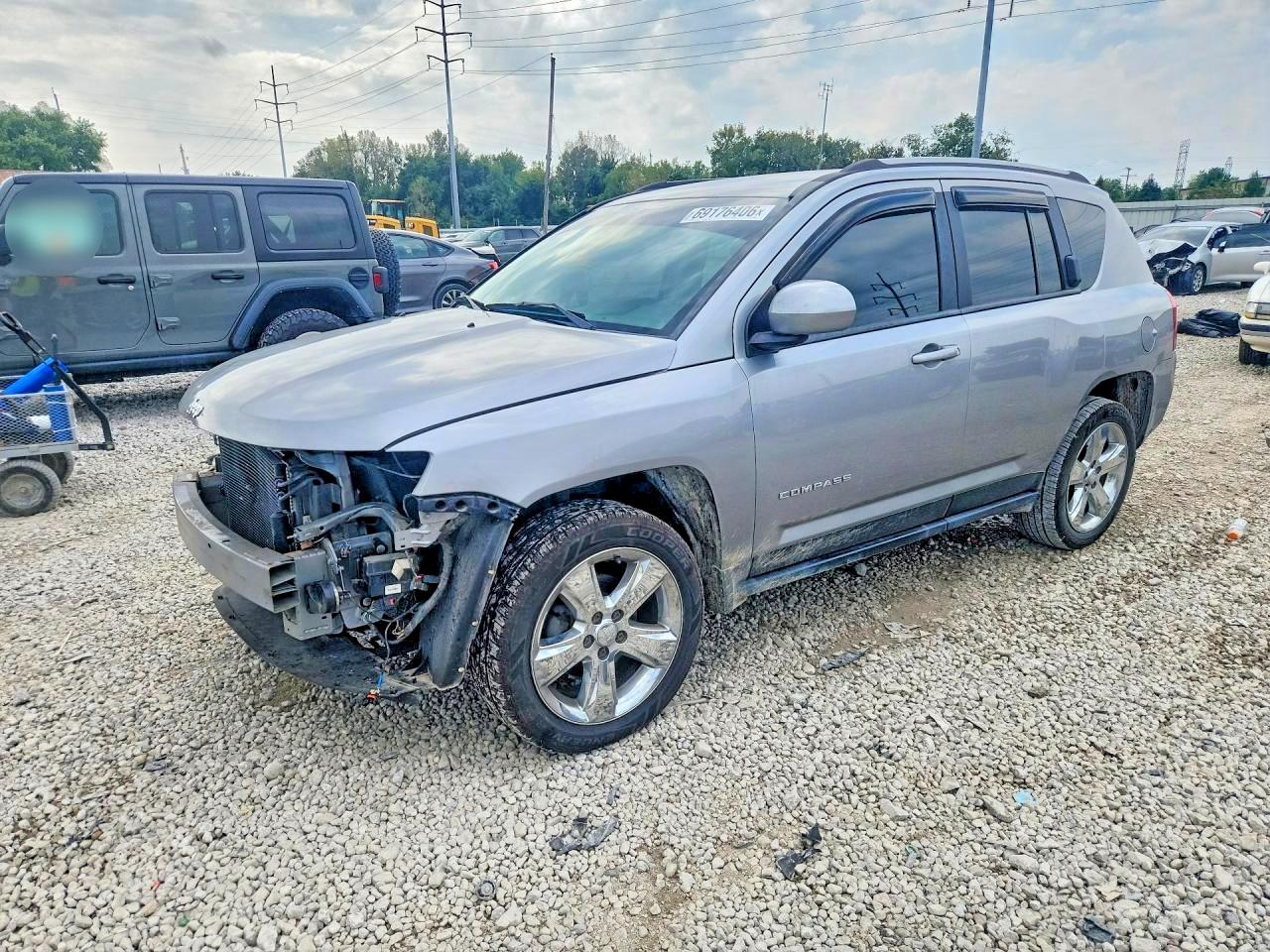 2017 JEEP COMPASS LATITUDE | 1C4NJCEA6HD133047 | UPCARS