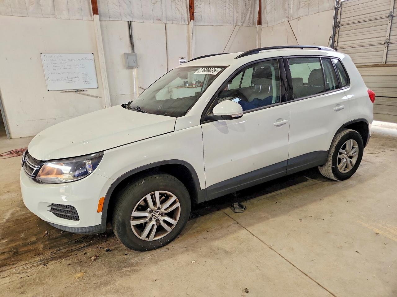 2015 VOLKSWAGEN TIGUAN S | WVGAV7AX5FW614621 | UPCARS