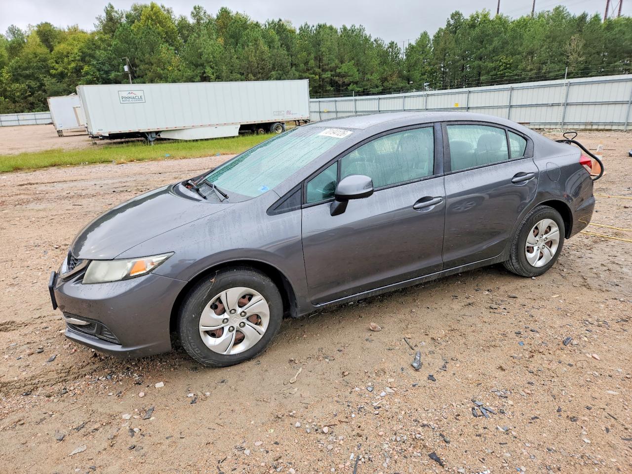 2013 HONDA CIVIC LX | 2HGFB2F5XDH553230 | UPCARS