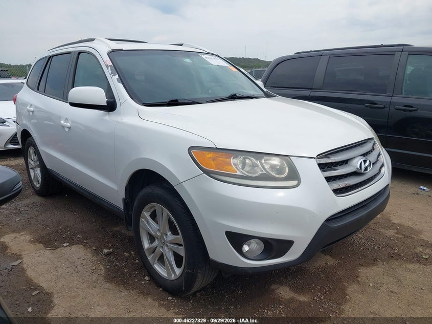 2012 HYUNDAI SANTA FE SE | 5XYZHDAG1CG136820 | UPCARS