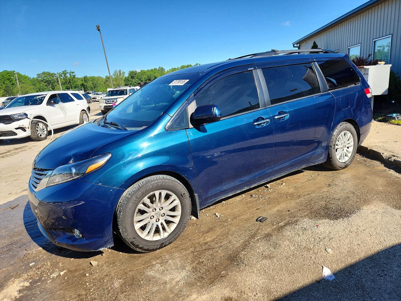 2012 TOYOTA SIENNA XLE 8-PASSENGER | 5TDYK3DC8CS177464 | UPCARS