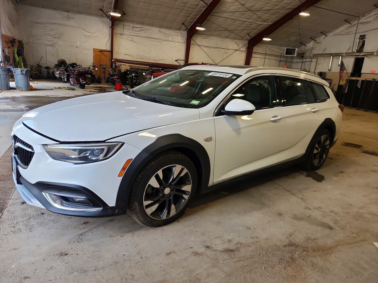 2018 BUICK REGAL ESSENCE | W04GV8SX8J1076080 | UPCARS