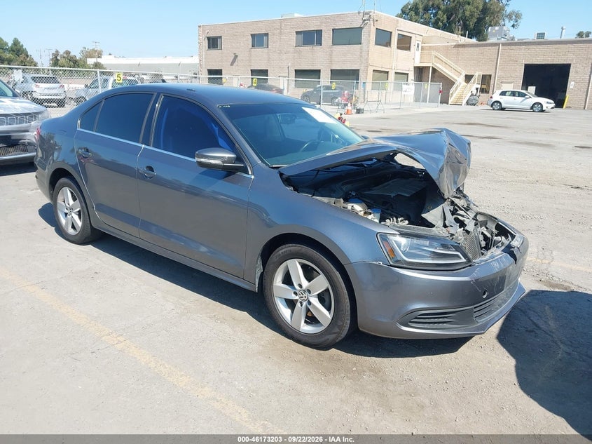 2014 VOLKSWAGEN JETTA 2.0L TDI | 3VWLL7AJ5EM371273 | UPCARS