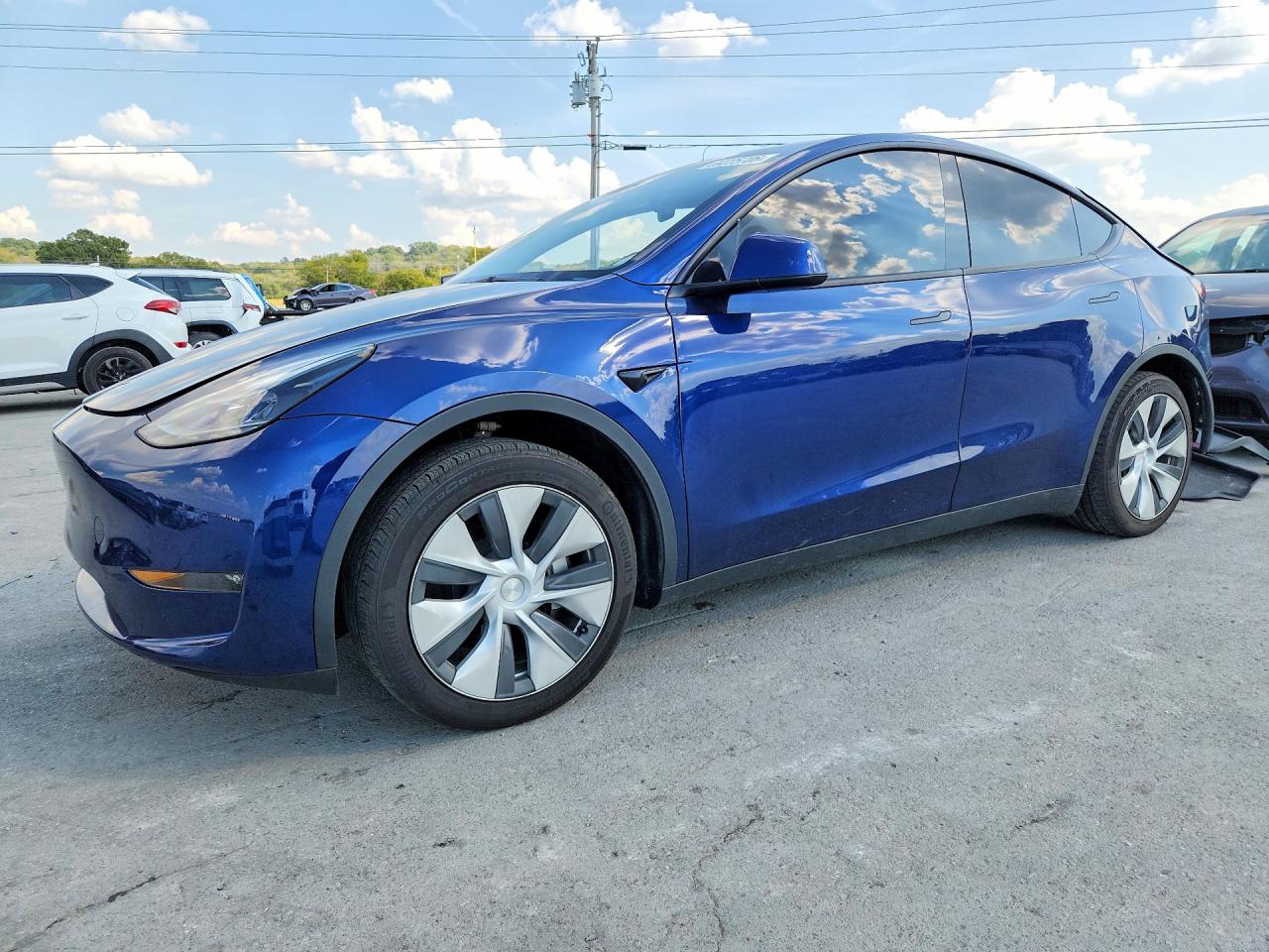 2023 TESLA MODEL Y | 7SAYGAEEXPF775171 | UPCARS