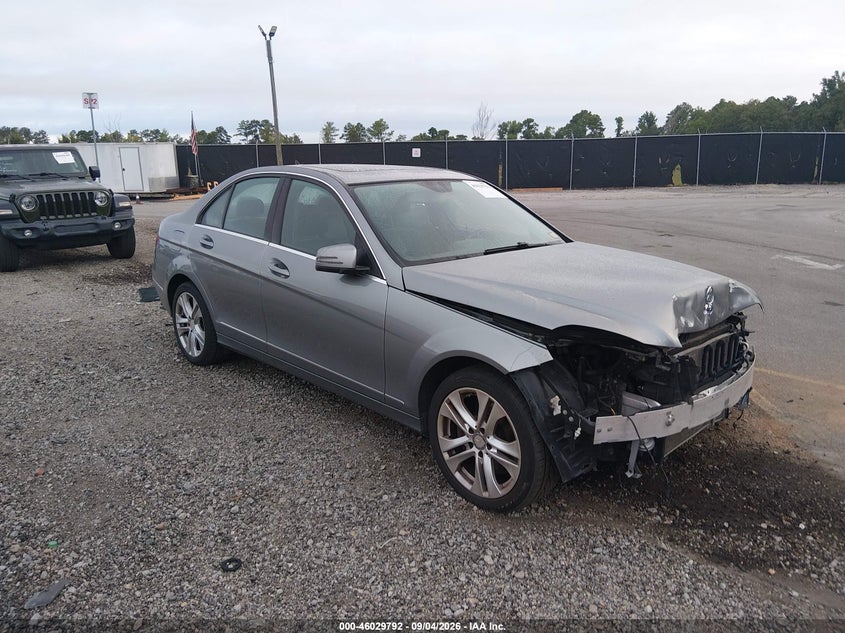 2014 MERCEDES-BENZ C 300 LUXURY 4MATIC | WDDGF8AB3EA943261 | UPCARS