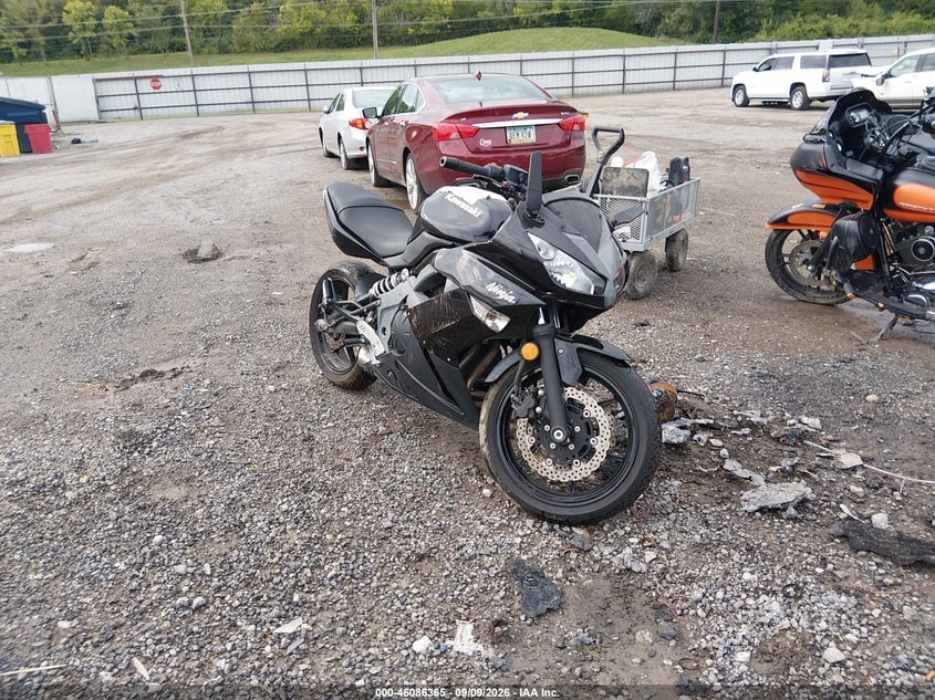 2011 KAWASAKI EX650 C | JKAEXEC19BDA67045 | UPCARS