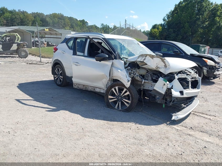 2018 NISSAN KICK SR | 3N1CP5CU6JL538942 | UPCARS