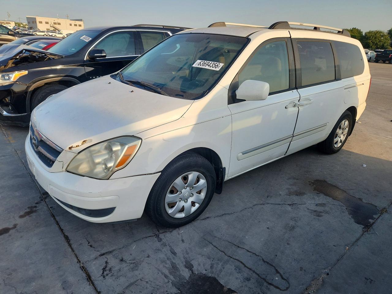 2008 HYUNDAI ENTOURAGE GLS | KNDMC233186053177 | UPCARS