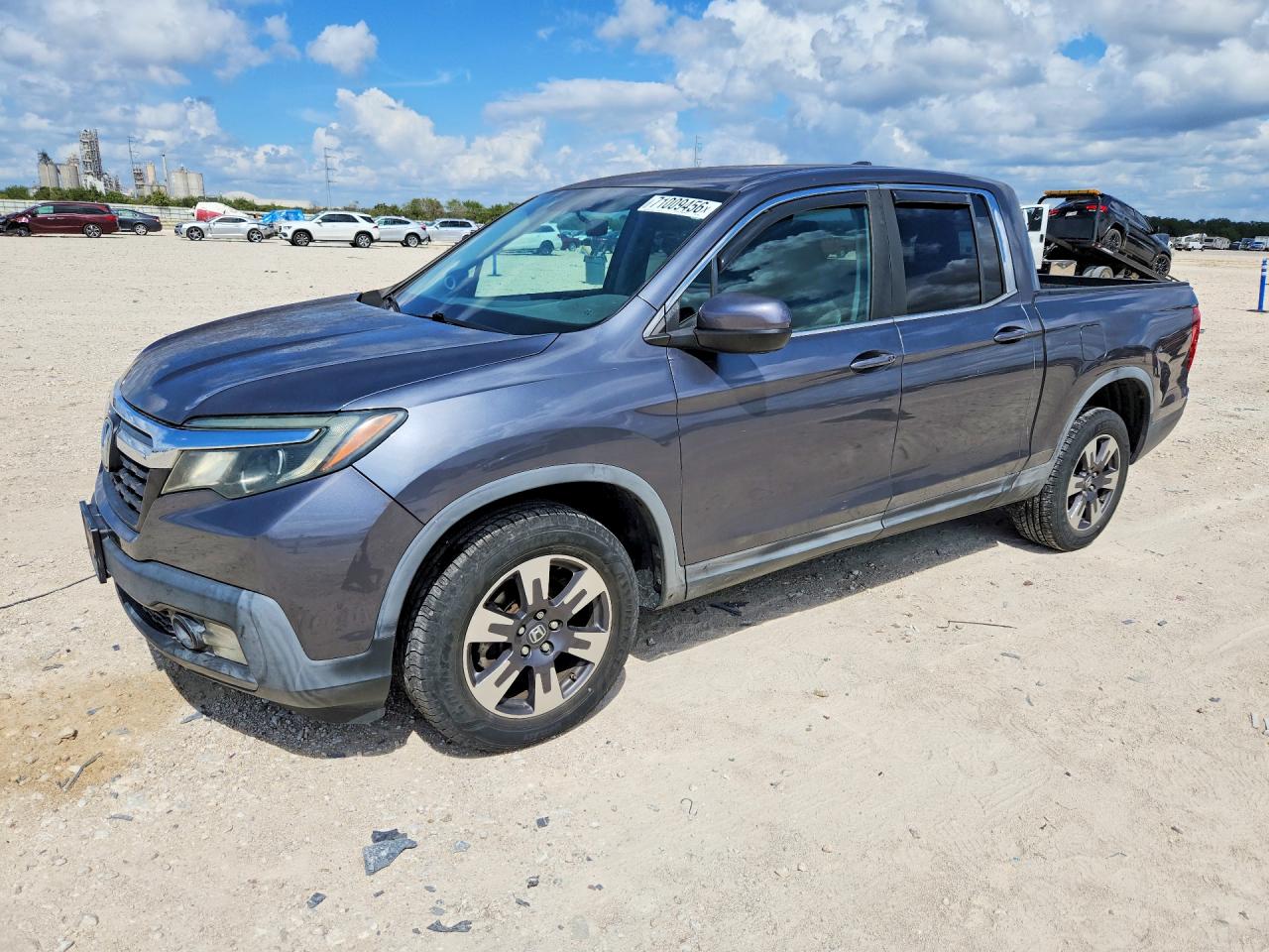 2017 HONDA RIDGELINE RTL | 5FPYK3F57HB033437 | UPCARS