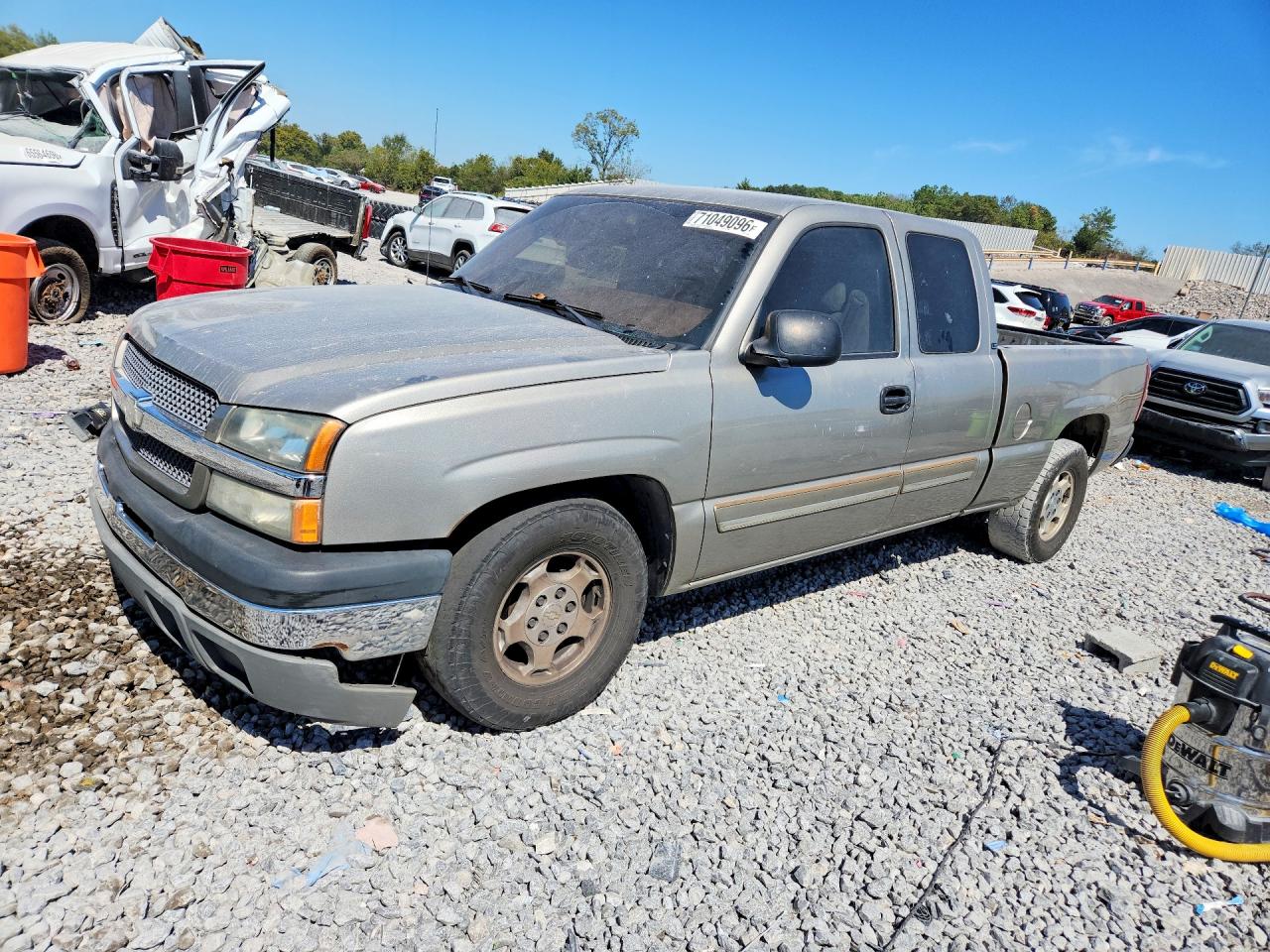 2003 CHEVROLET SILVERADO C1500 | 2GCEC19V631114868 | UPCARS