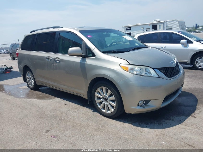 2015 TOYOTA SIENNA XLE PREMIUM 7 PASSENGER | 5TDDK3DC3FS096276 | UPCARS